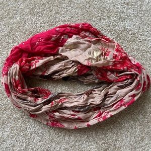 Express Infinity Loop Scarf